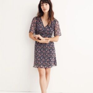 Madewell Orchard Flutter-Sleeve Dress in Fan Floral Mix